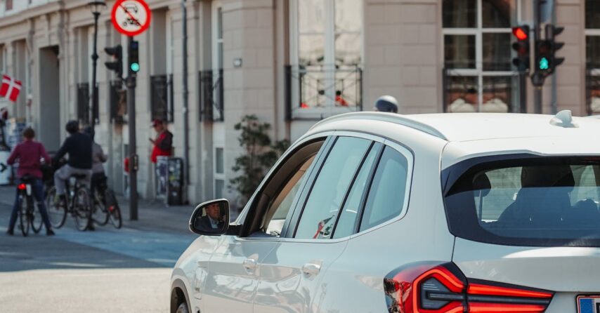 Aile Yolculuklarının Vazgeçilmezi: SUV Araçlarla Konforlu Seyahat Deneyimleri